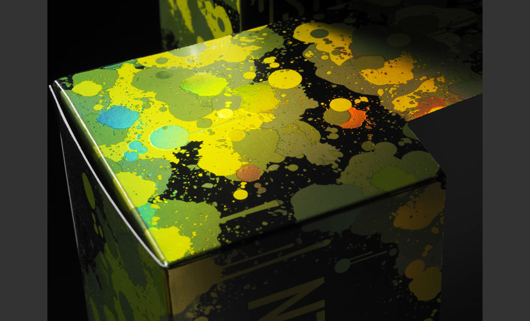 hologram foil printing for unique packaging