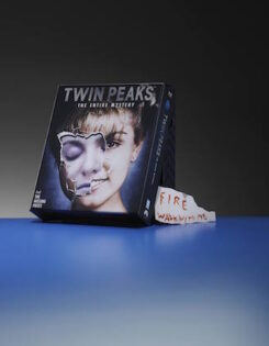twin peaks interactive dvd box set print design