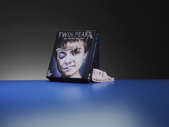 twin peaks interactive dvd box set print design