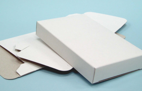 Plain White Lined Chipboard Boxes